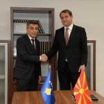 1 Средба на министерот Меџити со косовскиот амбасадор Ќехаја
